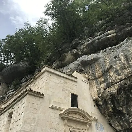 Casa Mila' Bed & Breakfast 4*