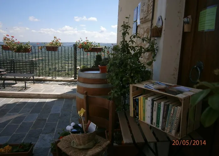 ベッド・アンド・ブレックファスト Casa Mila' 4*