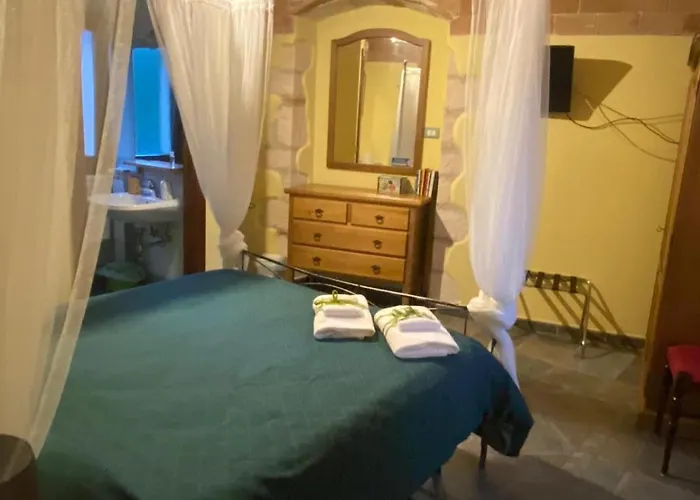 ベッド・アンド・ブレックファスト Casa Mila' 4*