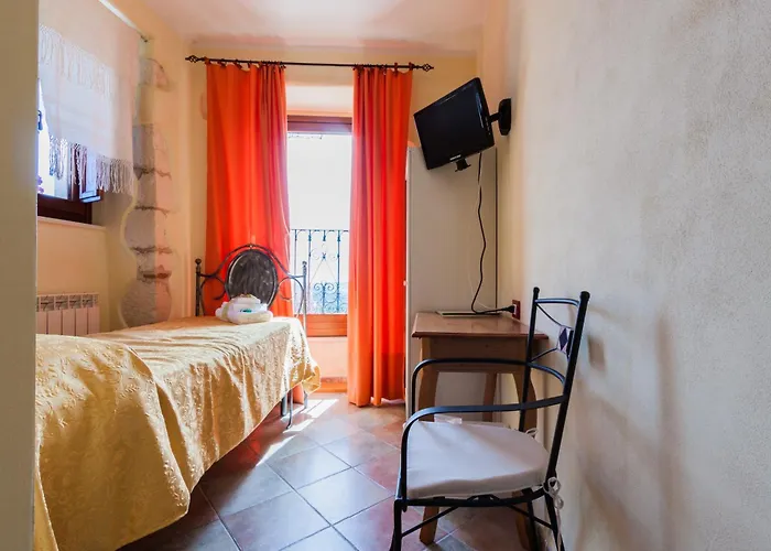 ベッド・アンド・ブレックファスト Casa Mila' 4*